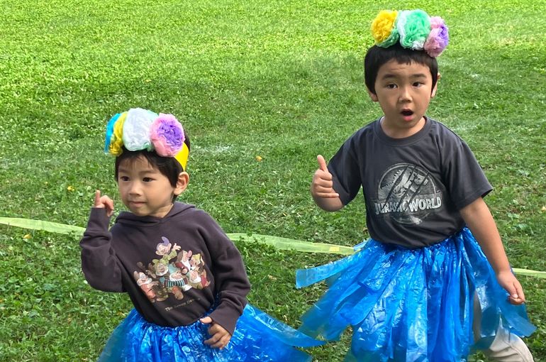 保育園　運動会　笑顔　ポーズ　写真