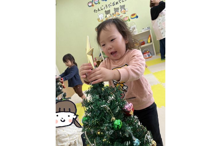 保育園　クリスマスツリー