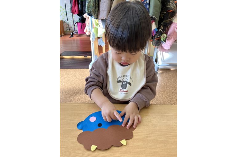 保育園　制作　鬼　顔　色