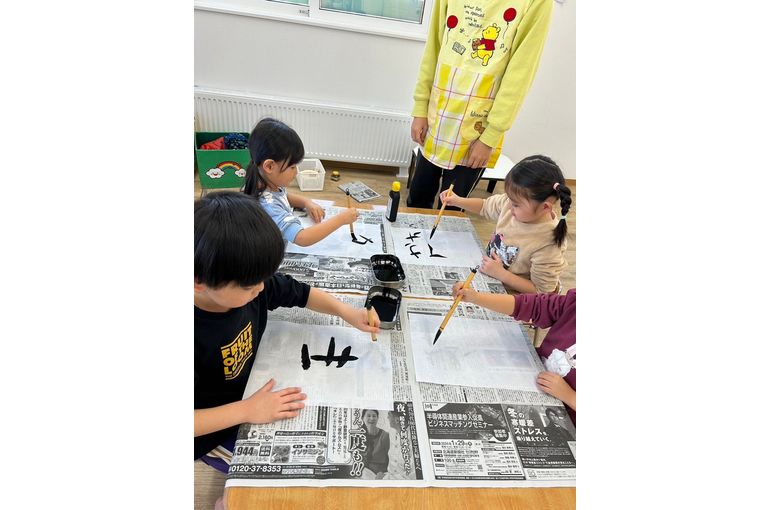 室内　制作