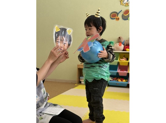 保育園　子どもたち　鬼　退治
