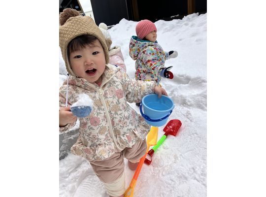 雪遊び