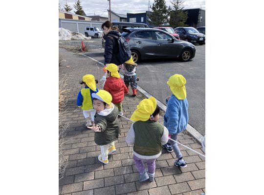 ロープ　つかまる　散歩