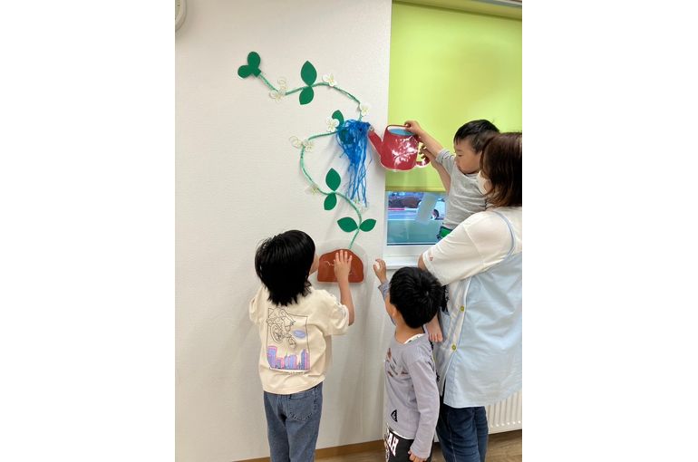 水やり　保育園　練習
