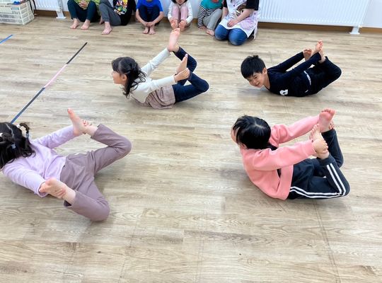 北海道　札幌　江別　保育園　リズム遊び　様子