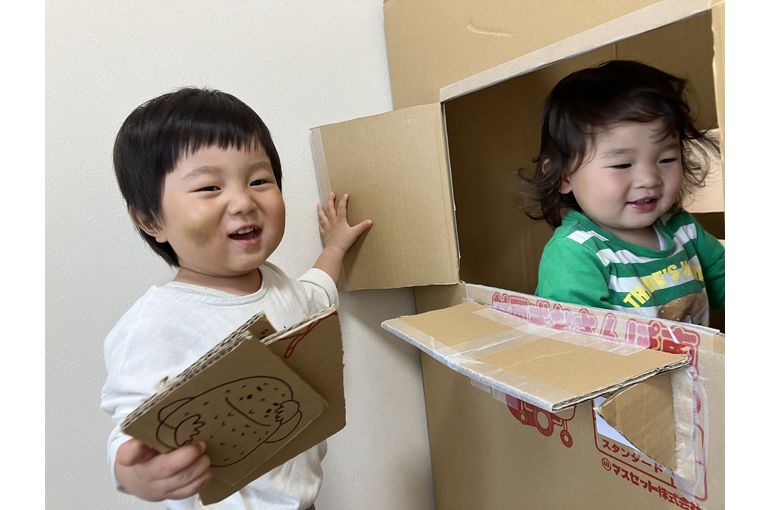 段ボール　家　保育園　函館