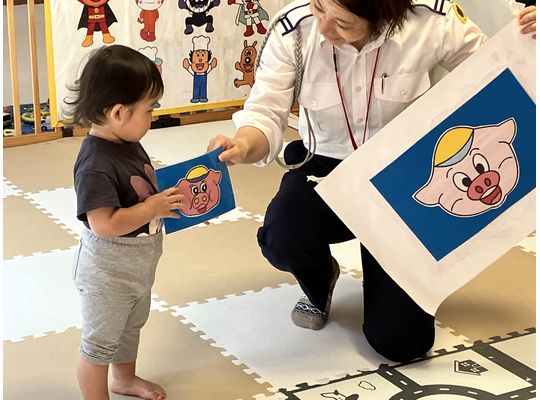 交通安全　交通安全運動　保育園　交通安全教室　みぎひだりみぎ　