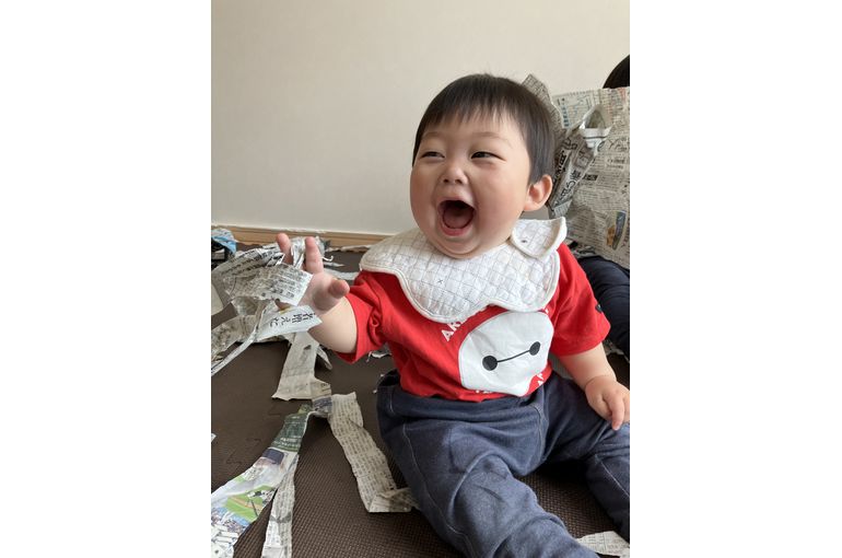 保育園　新聞　びりびり