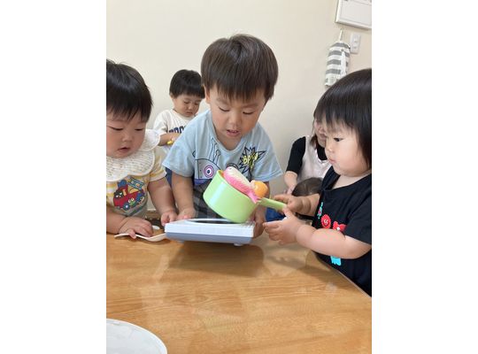 函館　保育園　おままごと
