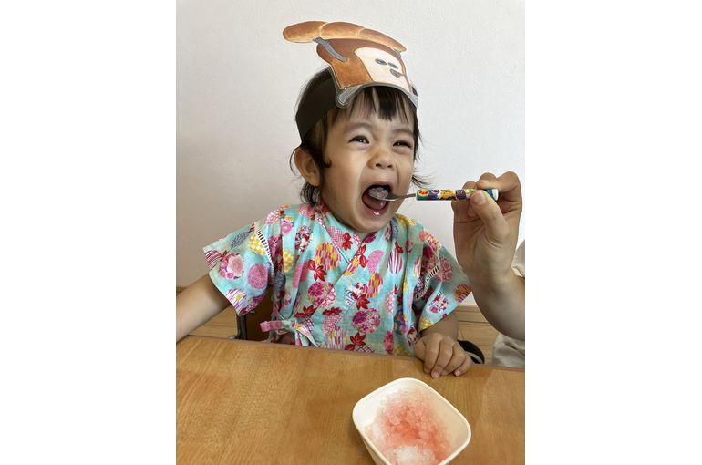 函館　保育園　夏祭り　かき氷