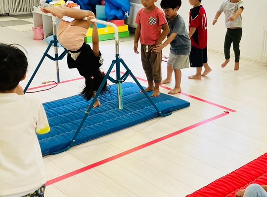 札幌市　厚別　認定保育園　パラバルーン　練習　様子