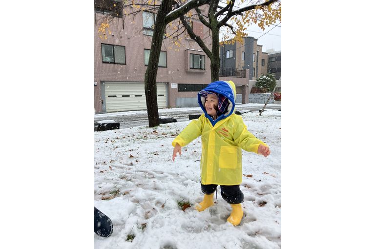 札幌　南平岸　保育園　雪遊び