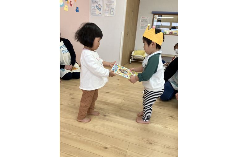 お誕生会　冠　保育園　江別