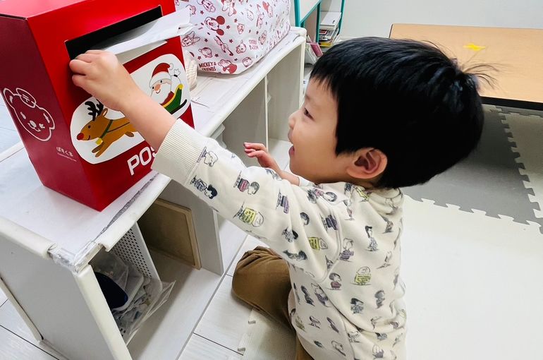 札幌市　厚別　認定保育園　サンタさんへ　お手紙　投函　様子