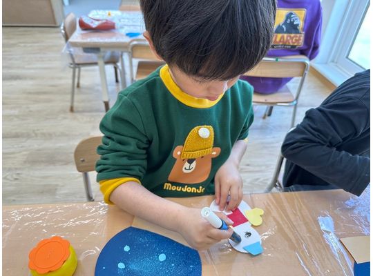 江別市　認定保育園　江別園　製作　雪だるま　園児