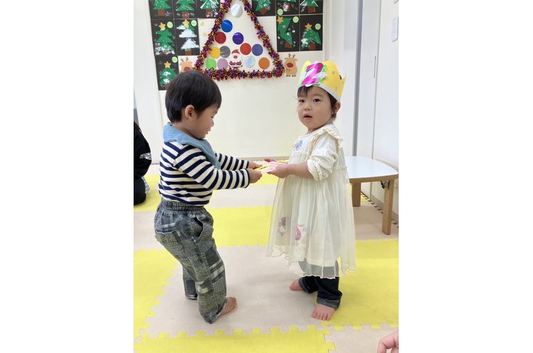 札幌市　南平岸　企業主導型保育園　お誕生カード　受取
