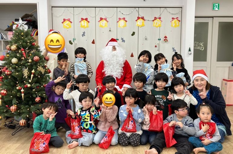 江別市　保育園　クリスマス会　集合写真