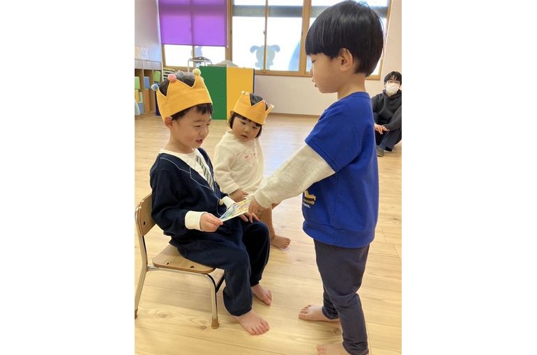 江別市　元江別　保育園　お誕生席