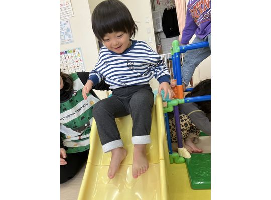 札幌　南平岸　保育園　室内遊び