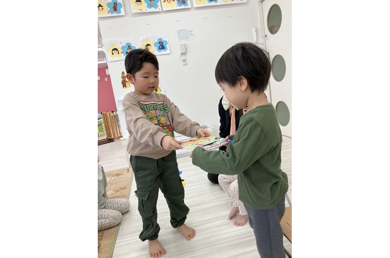 誕生カードを貰う