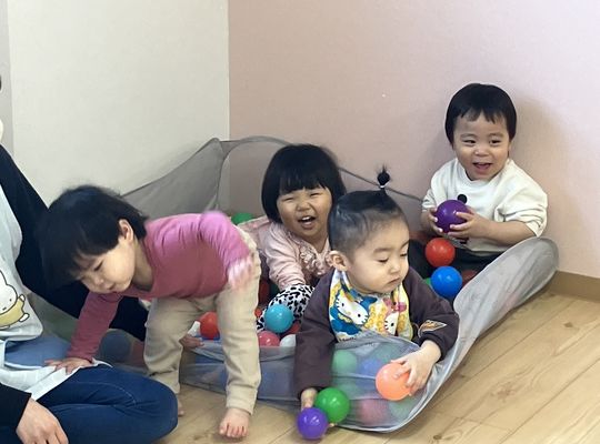 江別市　元江別　保育園　ボール遊び