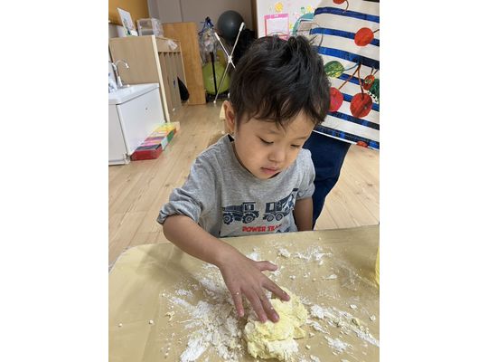 小麦粘土,製作,認定こども園,札幌市,保育園,認可保育園,企業主導型保育園,函館市,江別市