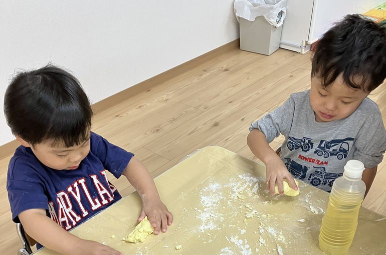 小麦粘土,製作,認定こども園,札幌市,保育園,認可保育園,企業主導型保育園,函館市,江別市