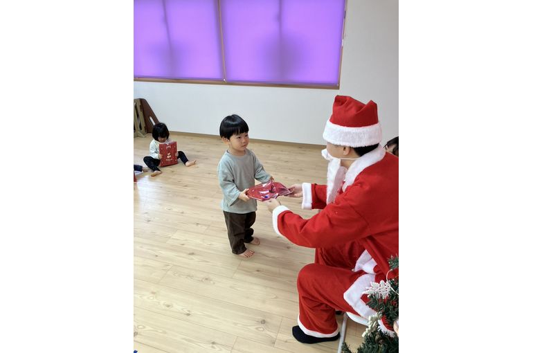クリスマス,サンタ,認定こども園,札幌市,保育園,認可保育園,企業主導型保育園,函館市,江別市