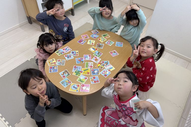 集合写真　笑顔　　仲良し