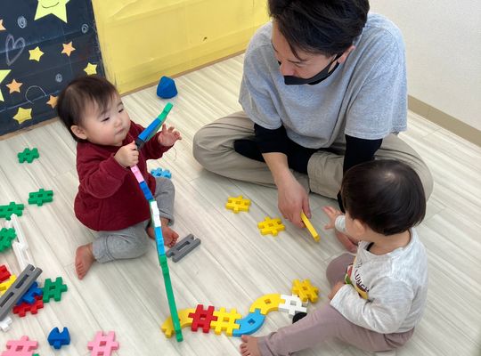 厚別園　室内遊び　運動